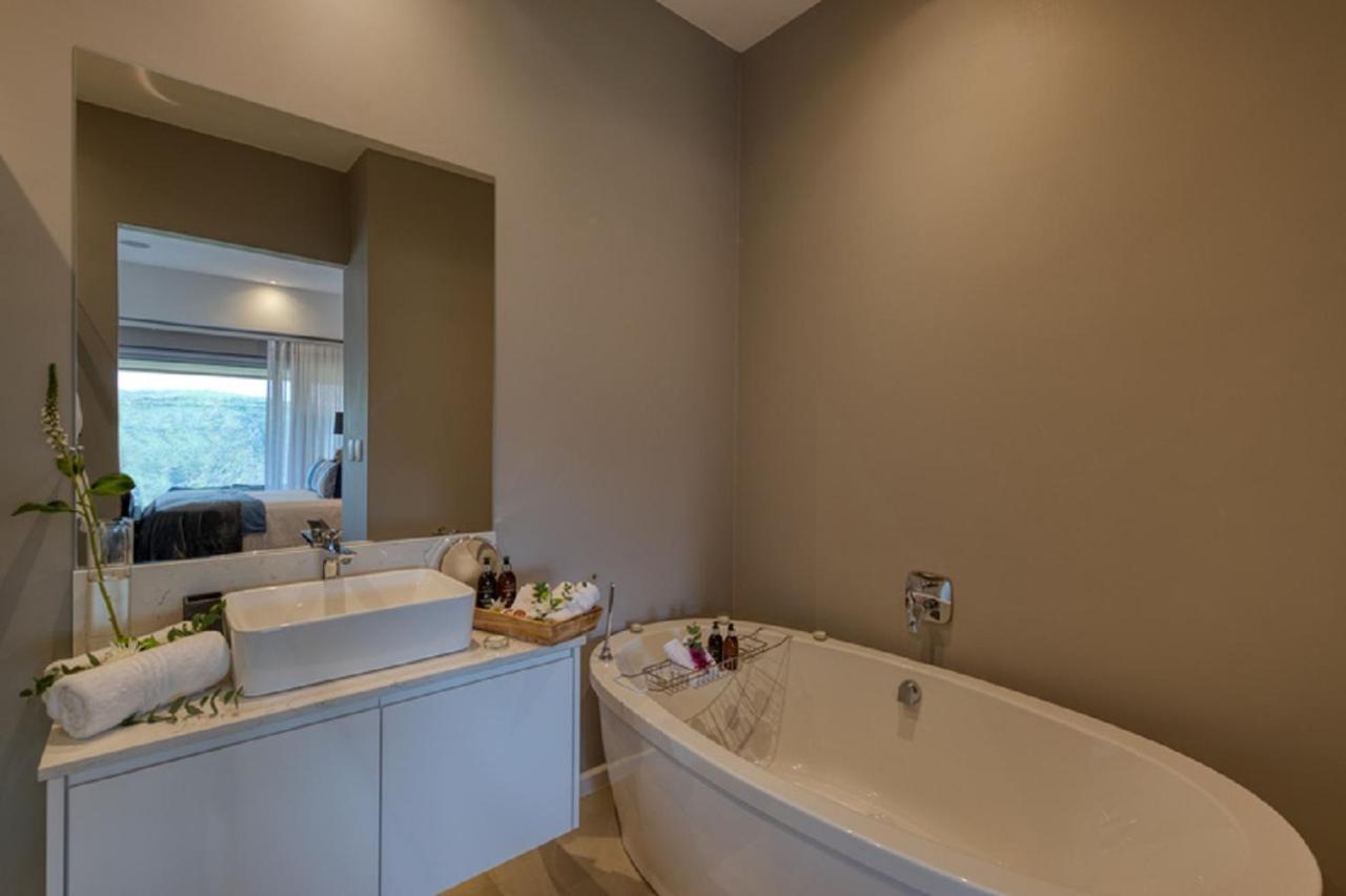 Crown On The Heads Hotel Knysna Ngoại thất bức ảnh