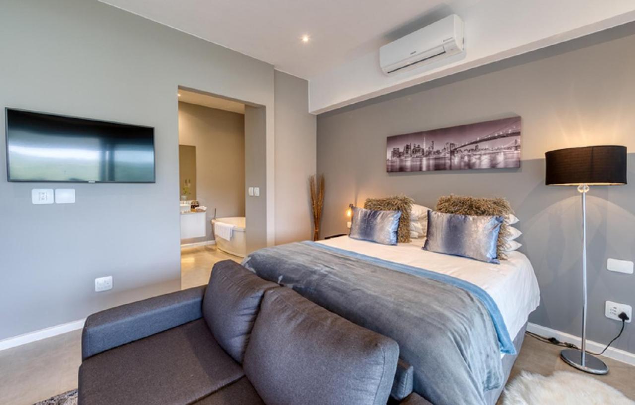 Crown On The Heads Hotel Knysna Ngoại thất bức ảnh